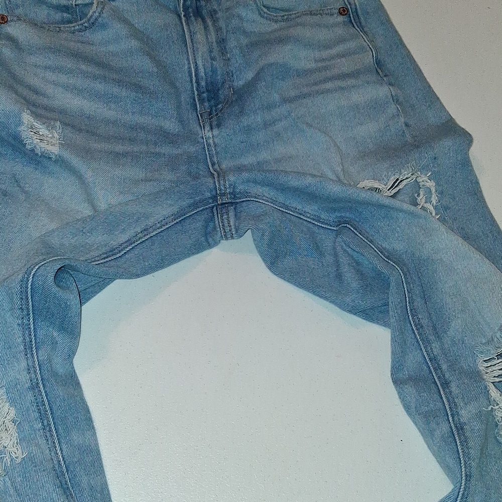 American Eagle Mom Straight Jean - Picture 6 of 9